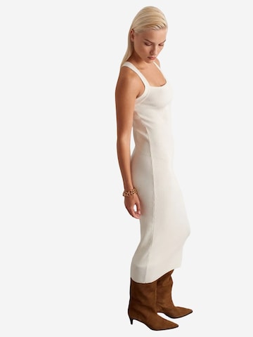 Dilvin Dress 'Midi' in Beige