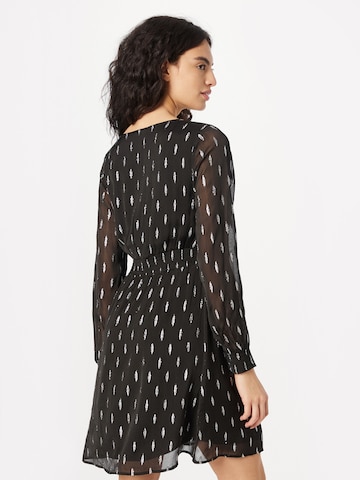 Robe 'Dakota' ABOUT YOU en noir