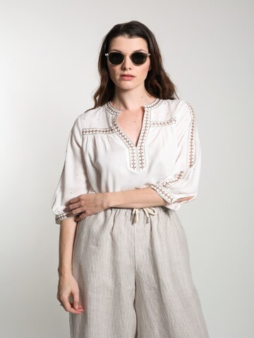 WEARABLE STORIES Wide leg Trousers 'Zita' in White