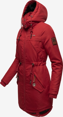 Parka invernale 'Kamii' di MARIKOO in rosso