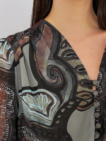 Bigdart Dress in Mixed colors