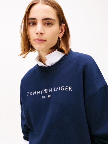 TOMMY HILFIGER Sweatshirt i blå