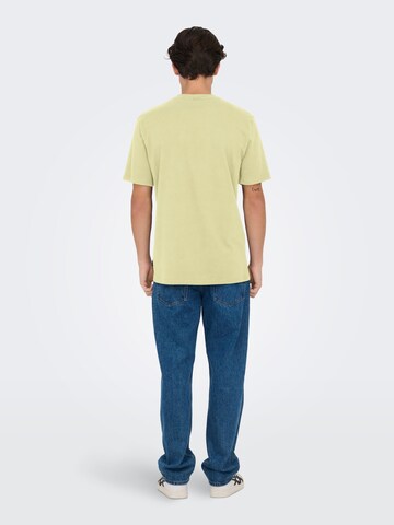 T-Shirt 'LEVI' Only & Sons en jaune