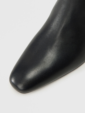 Botine 'Geneeva' de la STEVE MADDEN pe negru