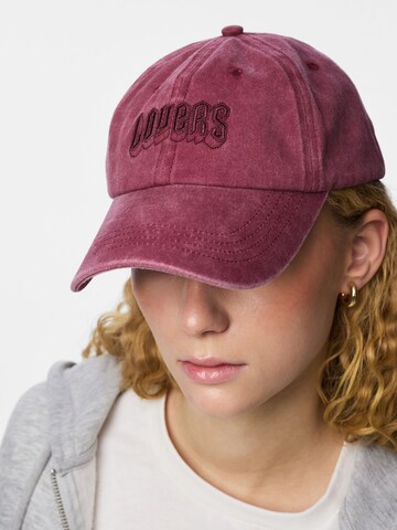 Casquette 'PCGERDINA' PIECES en rouge