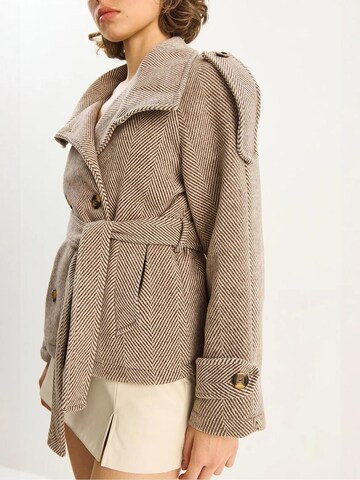 Bianco Lucci Mantel in Braun