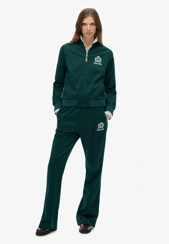 Regular Pantalon 'Country Club' Superdry en vert