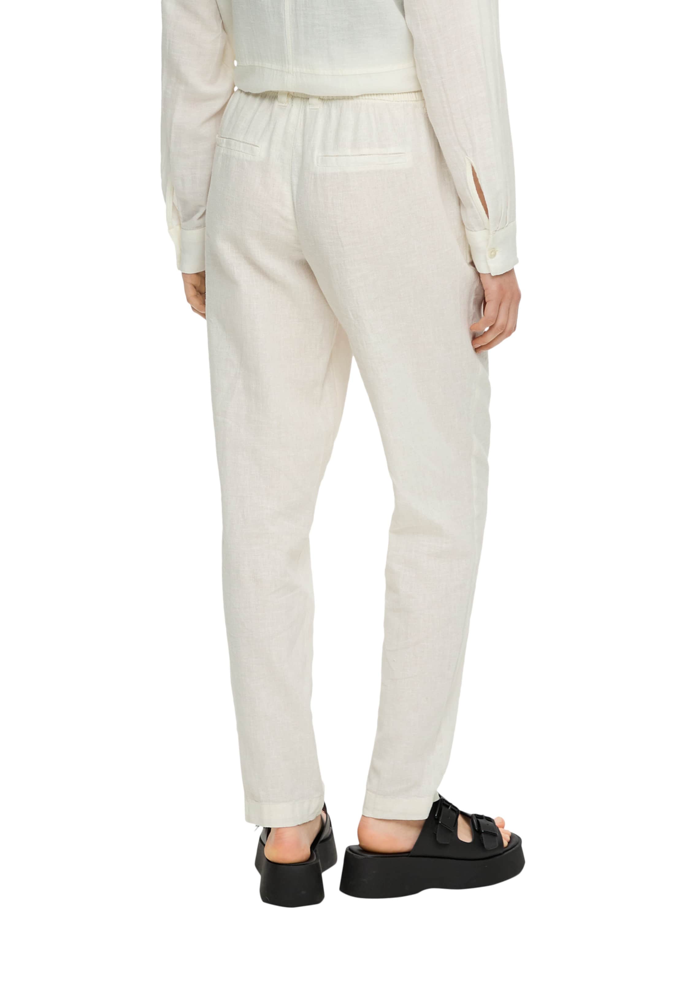 QS Regular Pleat-Front Pants in Beige