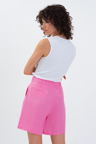 Aligne - regular Pantalón plisado 'Fedora' en rosa