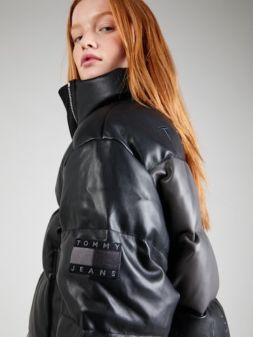 Tommy Jeans Jacke 'REMASTERED ALASKA' in Schwarz