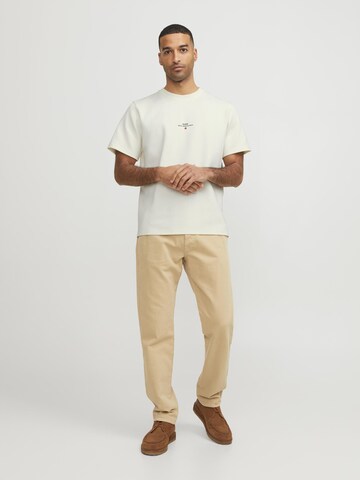 R.D.D. ROYAL DENIM DIVISION Bluser & t-shirts 'LUCA' i hvid