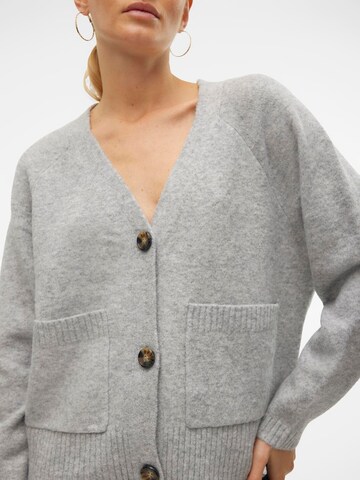 Cardigan 'Boom' VERO MODA en gris