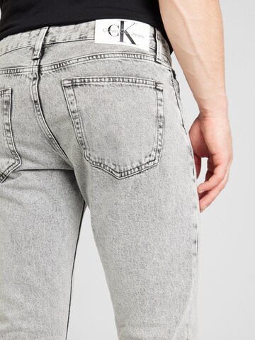 Calvin Klein Jeans Normální Džíny 'AUTHENTIC STRAIGHT' – šedá