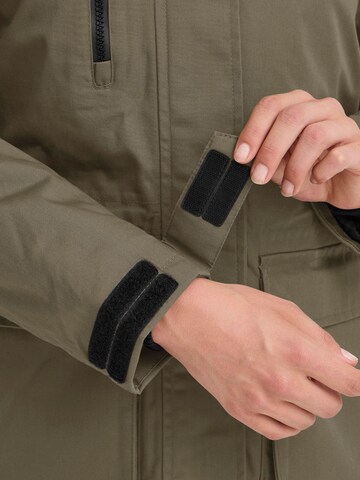 Giacca per outdoor ' NBWanda W 10.000 mit wasserdichter Beschichtung ' di North Bend in verde