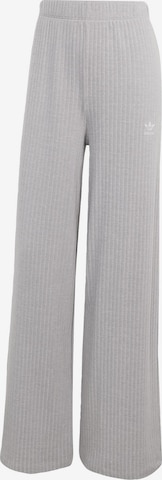 Pantalon 'Essentials' ADIDAS ORIGINALS en gris : devant