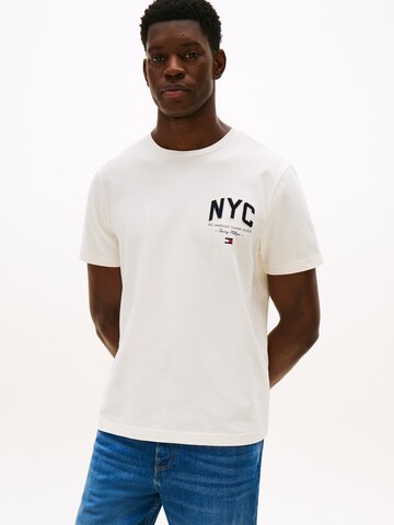 TOMMY HILFIGER Футболка в Бежевый: спереди