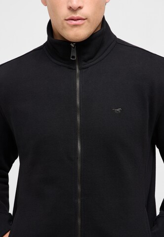 MUSTANG Sweatshirt ' Dillon ' in Schwarz