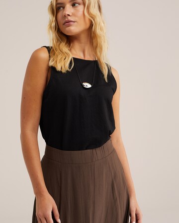 WE Fashion Top in Black