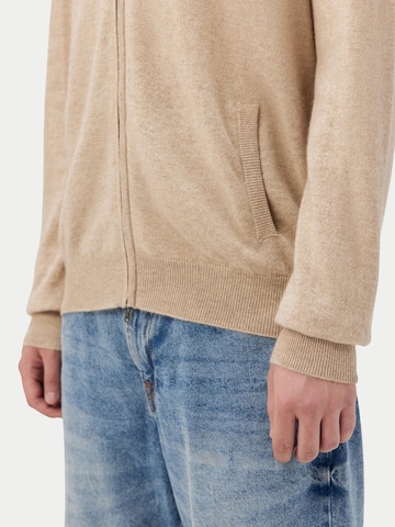 GOBI Cashmere Kofta 'Men's Essential Full-Zip Cashmere Cardigan' i beige