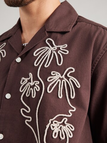 Only & Sons Comfort fit Button Up Shirt 'ONSMARVIN' in Brown
