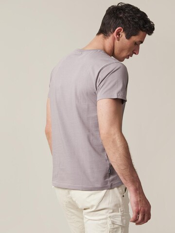 T-Shirt 'Ace' Deeluxe en gris