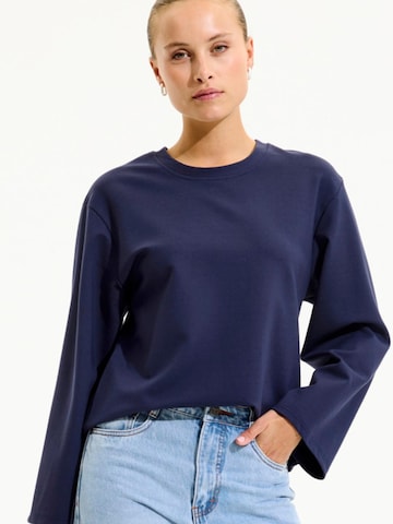 Made Public Shirt 'Alicia 026' in Blue: front