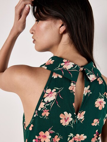 Apricot Dress in Green