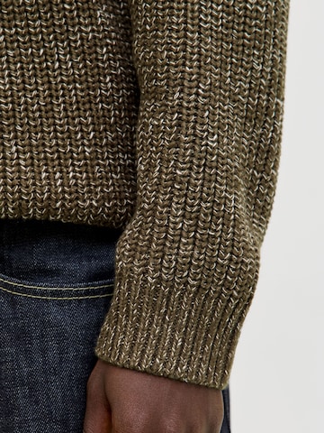 JACK & JONES Sweater in Brown