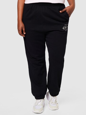Calvin Klein Jeans Curve Tapered Nadrág - fekete: elől
