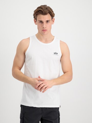 T-Shirt ALPHA INDUSTRIES en blanc : devant