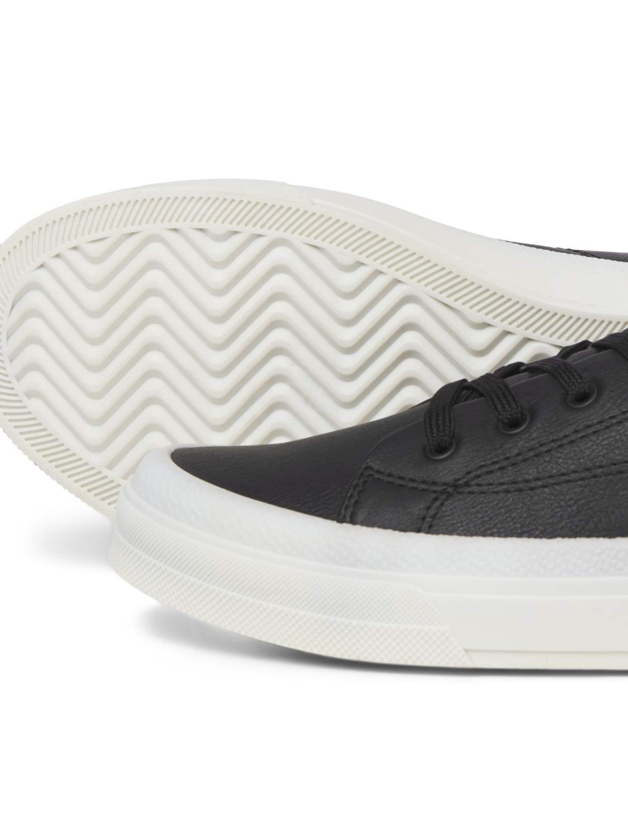 JACK & JONES Rövid szárú sportcipők 'JFWBAYSWATER' - fekete