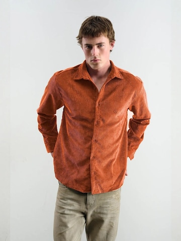 Fit confort Chemise Giesto en orange : devant