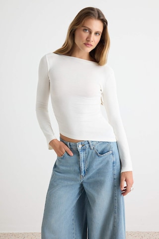 Trendyol - Camiseta en azul: frente