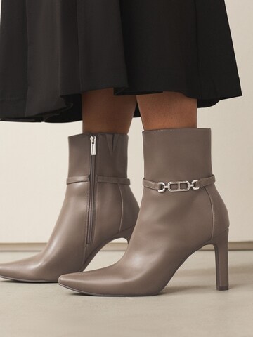 Next Bootie 'Forever Comfort' in Grey