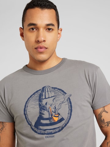 Derbe T-Shirt 'Matrosenmöwe' in Grau