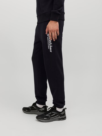 JACK & JONES Tapered Byxa 'JPSTGORDON' i svart