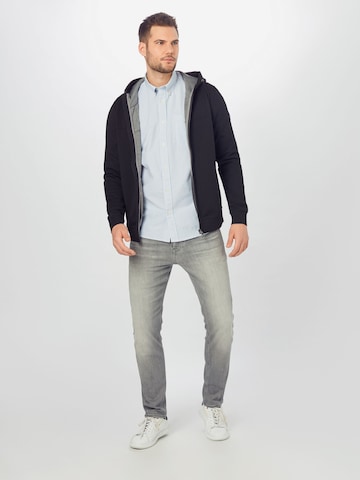 Coupe regular Chemise 'Rick' SELECTED HOMME en bleu