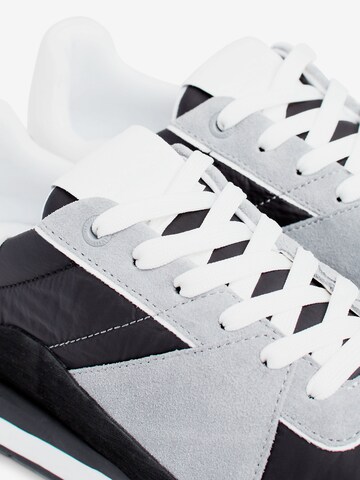 Calvin Klein Sneaker low in Schwarz