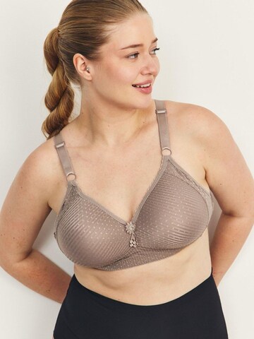 Soutien-gorge C&City en gris : devant