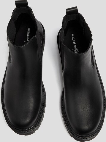 Pull&Bear Chelsea škornji | črna barva