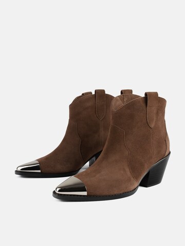 Cizme glezne 'MANHATTAN SKYLINE' de la L37 HANDMADE SHOES pe maro