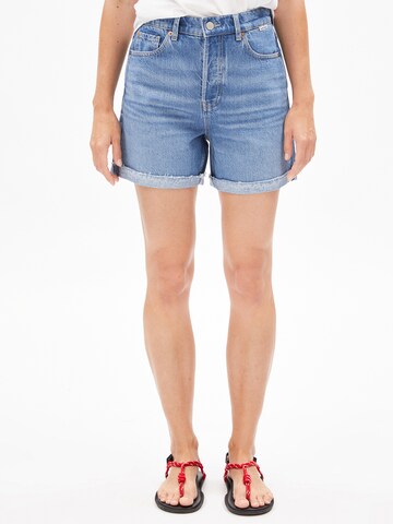 ARMEDANGELS Regular Trousers in Blue: front