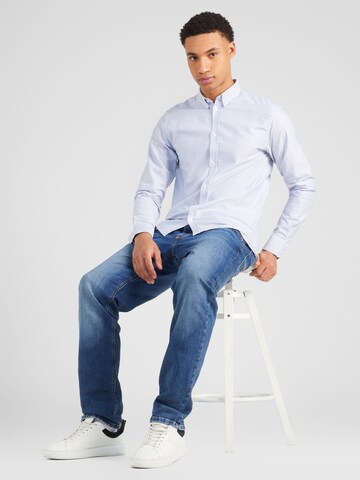 Coupe slim Chemise 'Christoph' Les Deux en bleu