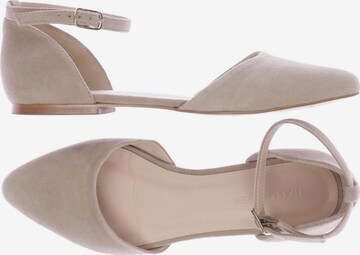 HALLHUBER Flats & Loafers in 36 in Beige: front