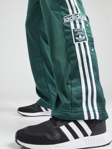 ADIDAS ORIGINALS Loosefit Hose 'Adibreak' in Grün