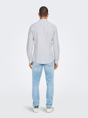 Only & Sons - Ajuste regular Camisa 'Alvaro' en verde