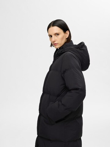 Manteau d’hiver 'Sofie- Rigga' SELECTED FEMME en noir