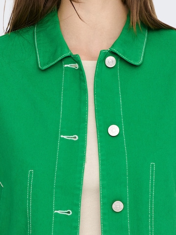 ONLY Between-Season Jacket 'Vaya' in Green