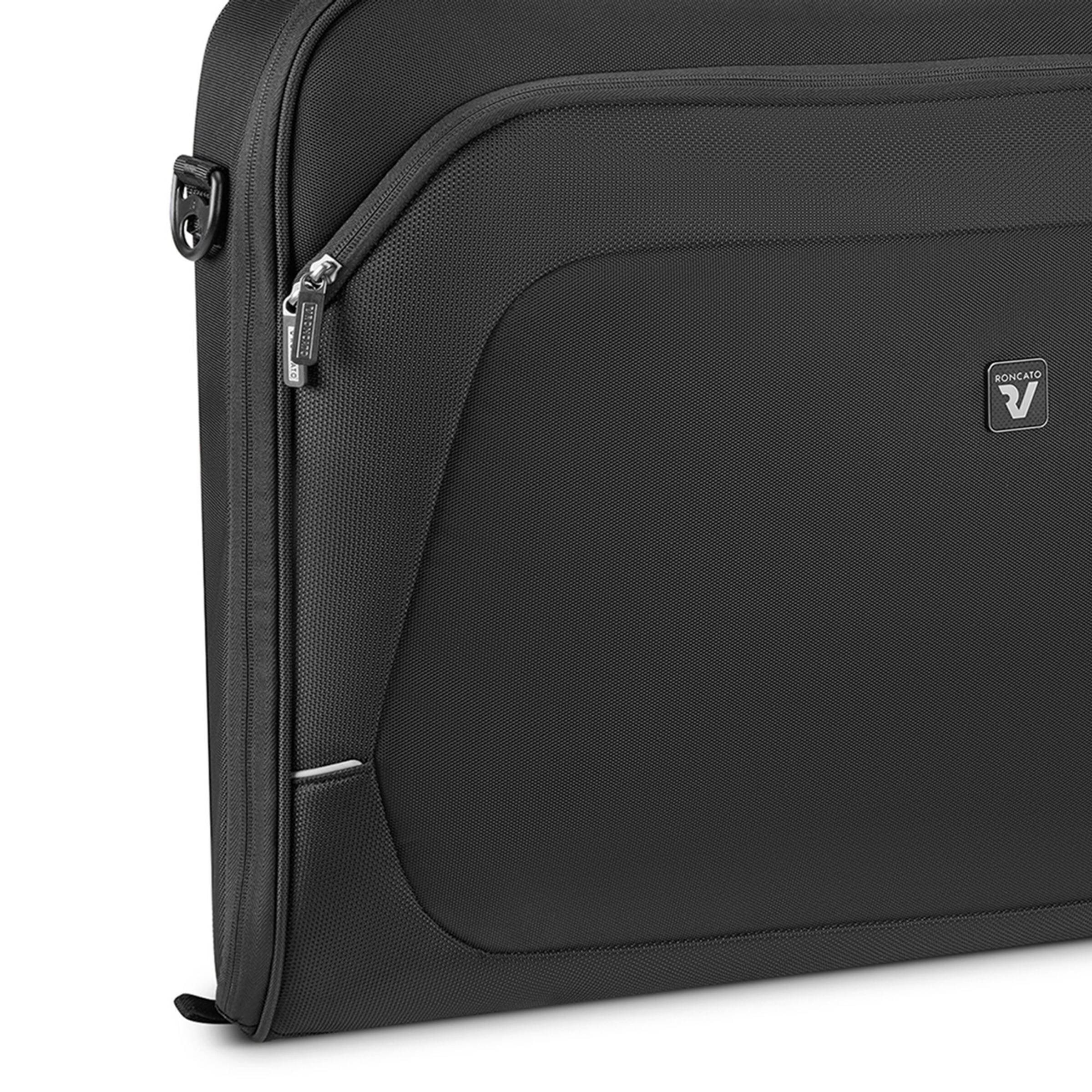 Roncato Garment Bag 'Gateway' in Black