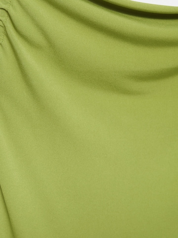 Robe d’été Pull&Bear en vert